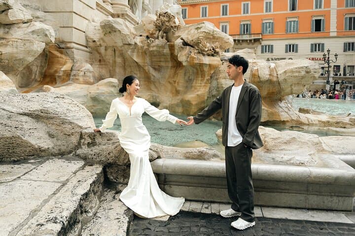 Rome: Early Morning Trevi Fountain Photoshoot & Iconic Landmarks