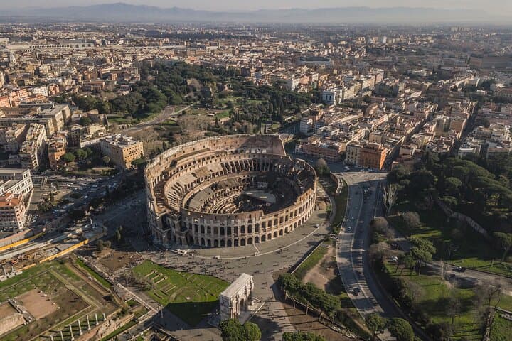 Rome: Private Colosseum, Roman Forum & Palatine Hill Tour