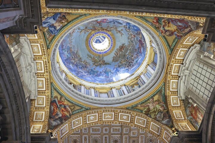 Rome: St. Peter’s Basilica, La Pietà & Papal Tombs Guided Tour