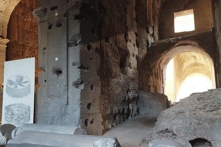 Colosseum walk through gallery