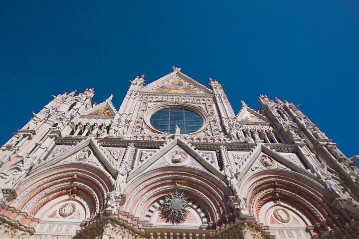Private Excursion to Siena, San Gimignano and Chianti Landscapes