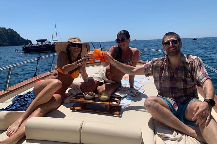 Cheers! Or as we say in Italy, "Chin Chin"!