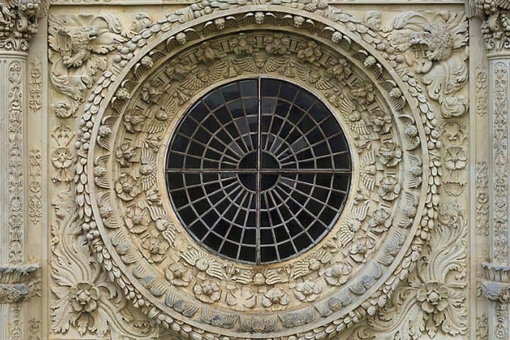 Lecce Walking Tour with Audio and Written Guide by a Local