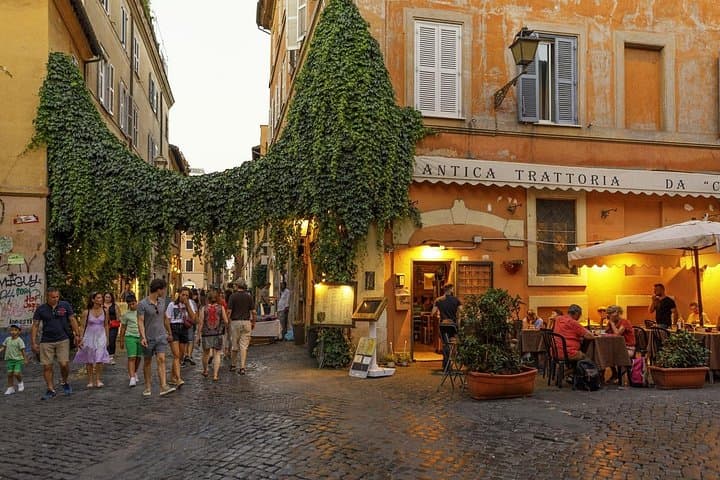 Rome: Experience Food, Wine and Local Life with a true Roman