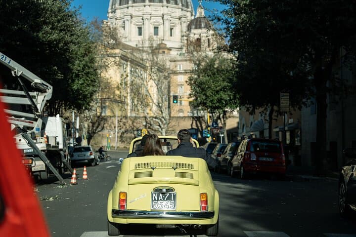 Raise a glass of prosecco at the end of your tour!