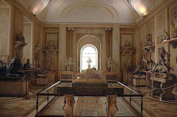 Vatican & Sistine: Private Evening Tour, Fewer Crowds