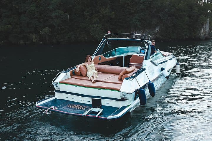 Private Lake Como Yacht Tour Experience on Colombo Boat