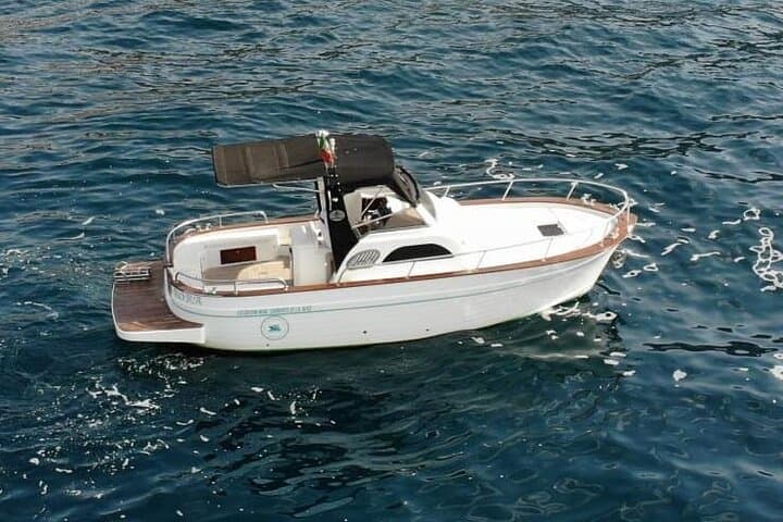Private Scenic & Relaxing Boat Tour to Capri from Sorrento