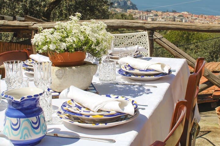 Private cooking class with a view of Sorrento
