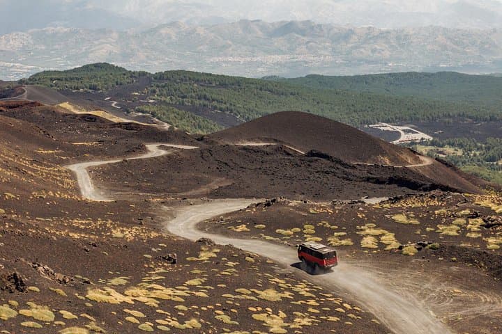Etna Nord Piano Provenzana ascent by bus up to 3000mt