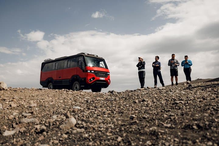 Etna Nord Piano Provenzana ascent by bus up to 3000mt