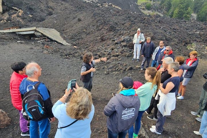 Etna Nord Piano Provenzana ascent by bus up to 3000mt
