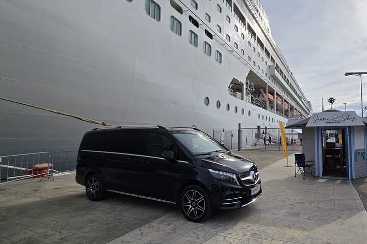 Private transfers: Hotels, Airports and Cruise ship terminals