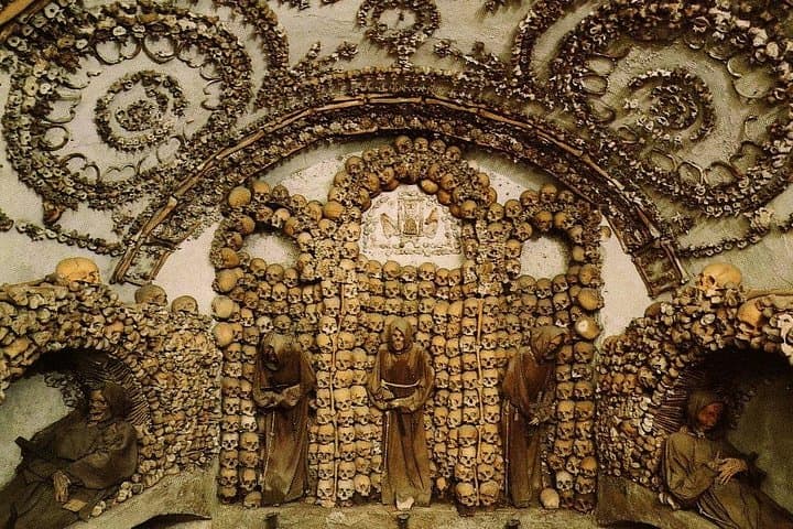 Rome’s Bone Chapel with Audioguide App and Panoramic Bus Transfer