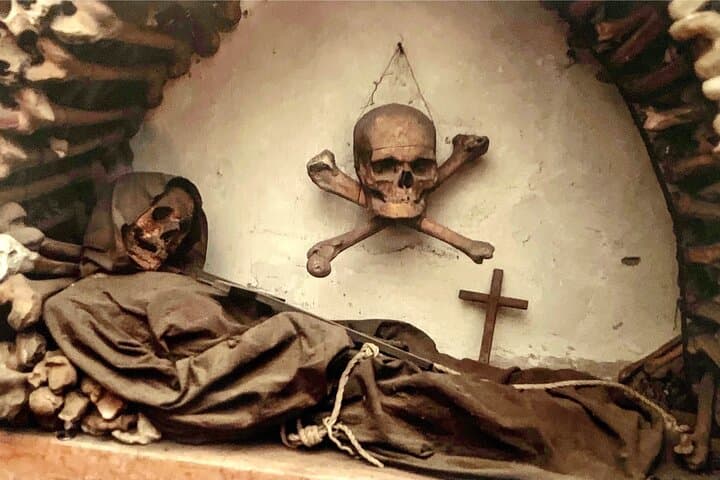 Capuchin Crypts Tour with Dark History Walk (Small Group)