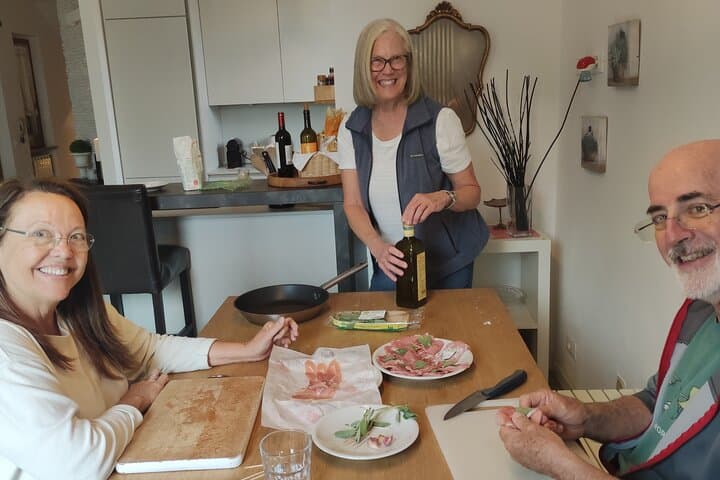 Private Tuscan Cooking Class with Handmade Pasta at Your Villa