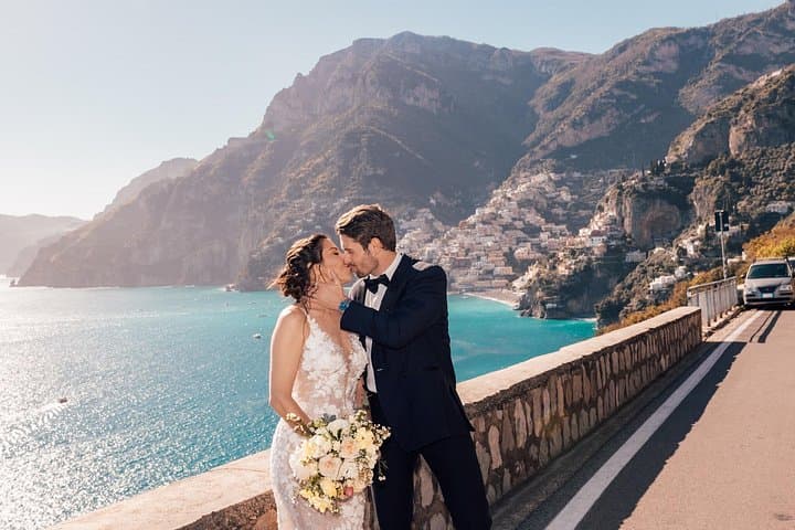 Private Vacation Photoshoot with Photographer in Amalfi Coast
