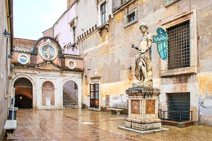 Castel Sant'Angelo Skip-the-Line Tickets with Hosted Entry