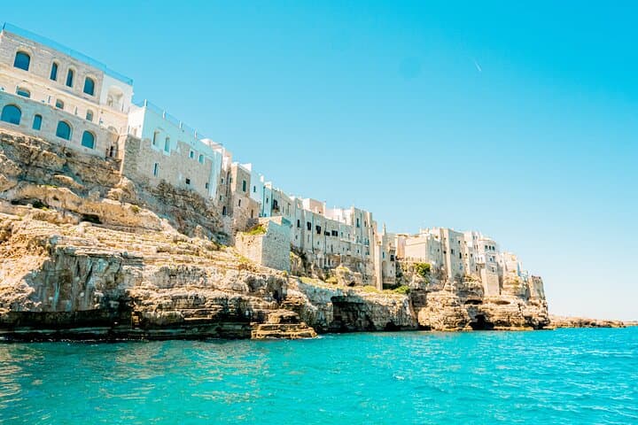 Polignano a Mare luxury boat tour, aperitif, diving and snorkeling