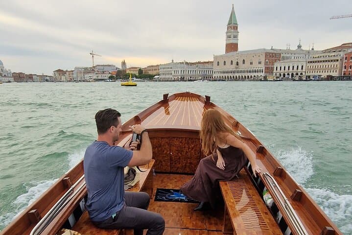 Venice Lagoon Tour with Historic Venetian Boat