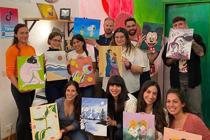 Paint & Wine Experience in Piazza Navona