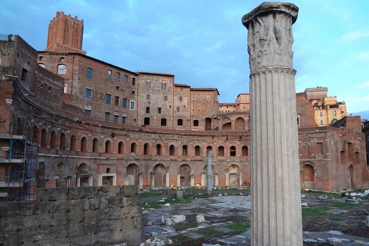 Private Night Tour of Rome Colosseum Forum and Famous Sites