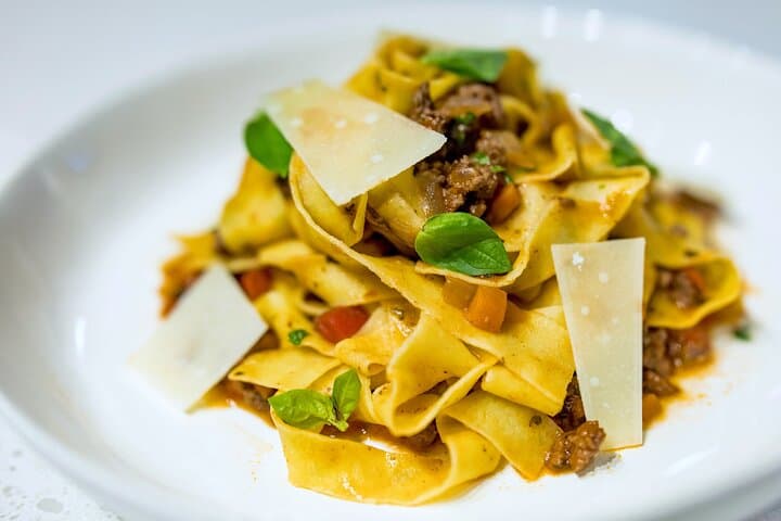 Cook Fresh Pasta + Wine Tasting (Includes 4-Course Meal)