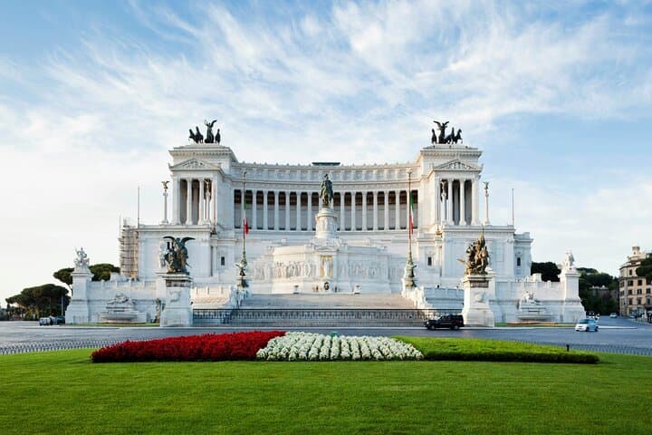 Rome, Vittoriano Rooftop View and Palazzo Venezia Official Entry