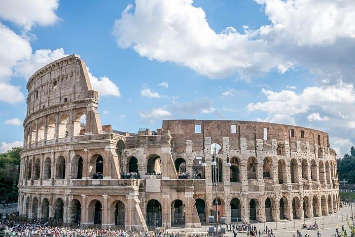 Rome: VIP Colosseum Underground Guided Tour
