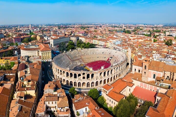 Private day trip from Venice to Verona, Lago di Garda & back