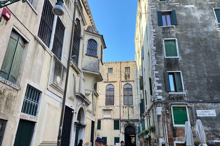 Venice: Guided Tour of Synagogues with a Local Guide