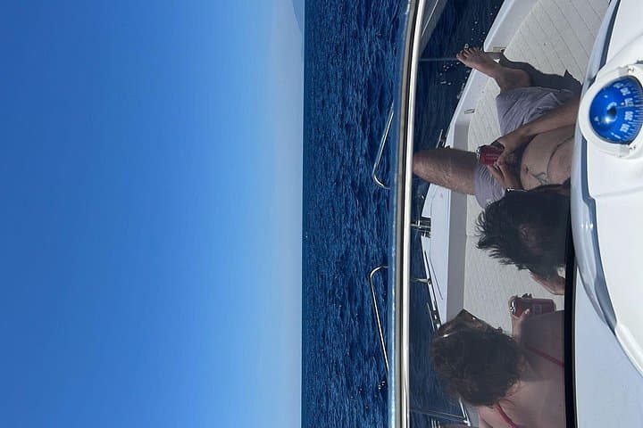 4-Hour Boat Tour of Capri
