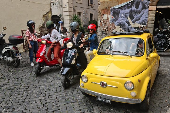 Fiat 500 Vintage Tour in Rome