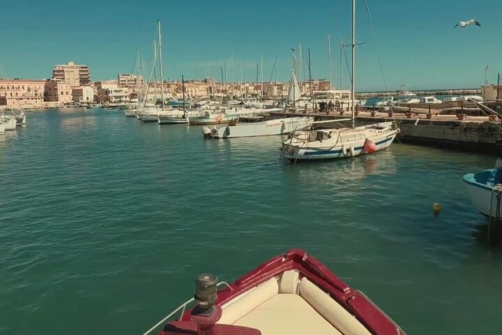 Private tour with sunset aperitif and full beverage
