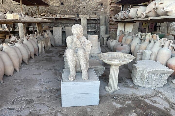 Pompeii Small Group Tour from Amalfi Coast with an Archaeologist