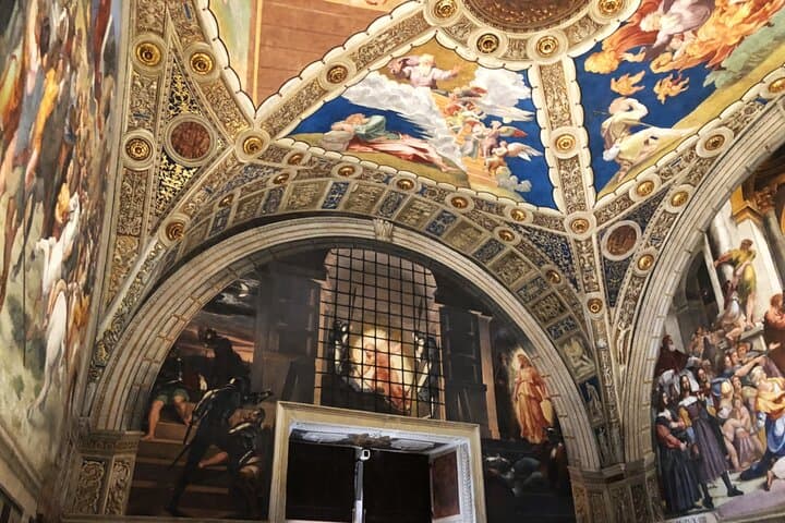 Vatican & Sistine: Private Evening Tour, Fewer Crowds