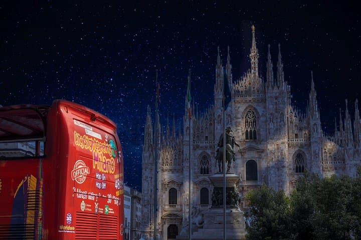 Milan Night Tour by Open Bus