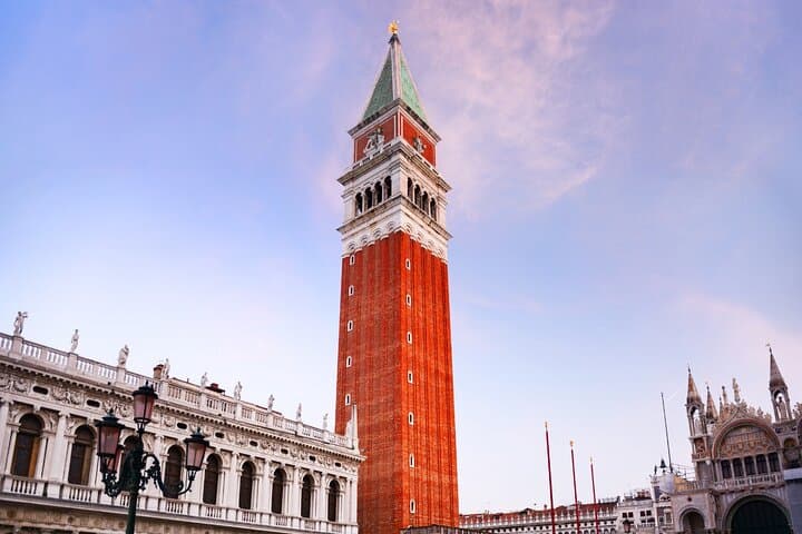 Venice: Doge's Palace and St. Mark's Square Private Walking Tour