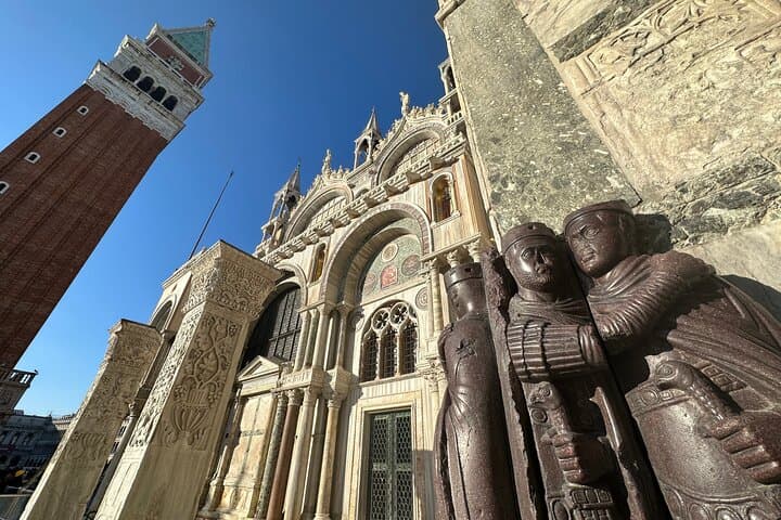 Guided Tour of Venice: Explore the Iconic City Highlights