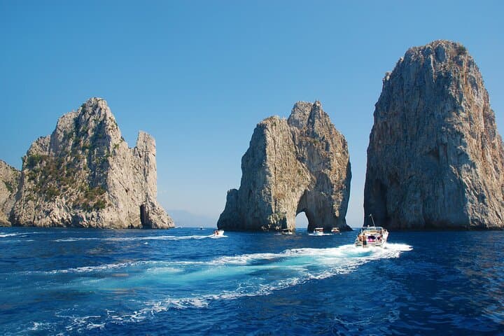 Capri by Land and Sea Group Tour from Salerno, Amalfi & Positano