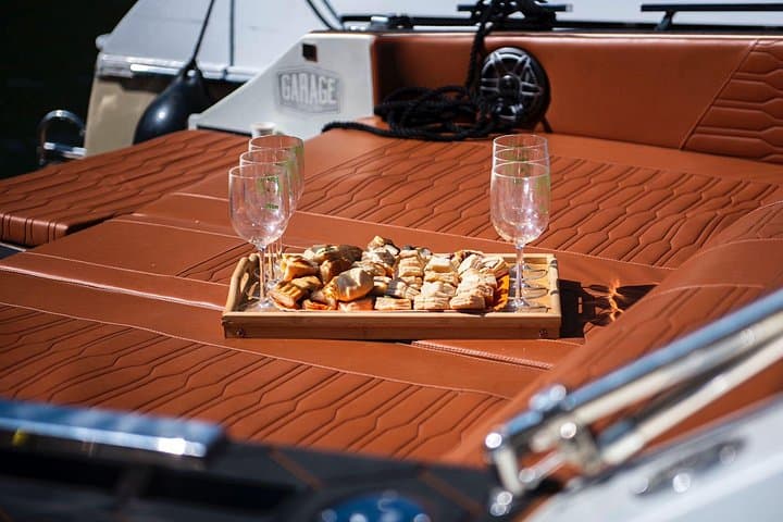 Private Lake Como Yacht Tour Experience on Colombo Boat