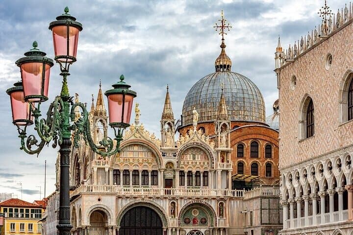 7 Hour Deluxe Venice Shore Excursion from Ravenna