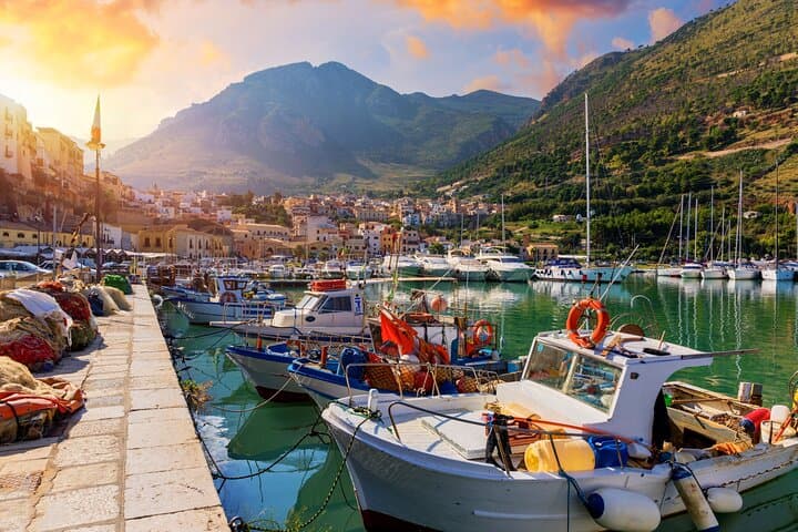 8 Day Sicily: Island of Treasures Small Group Tour from Catania