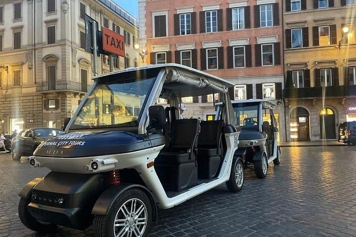 Rome Private Sightseeing Tour by Golf Cart