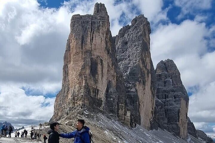 Venice to Dolomites : 3 lakes Auronzo Misurina and Braies
