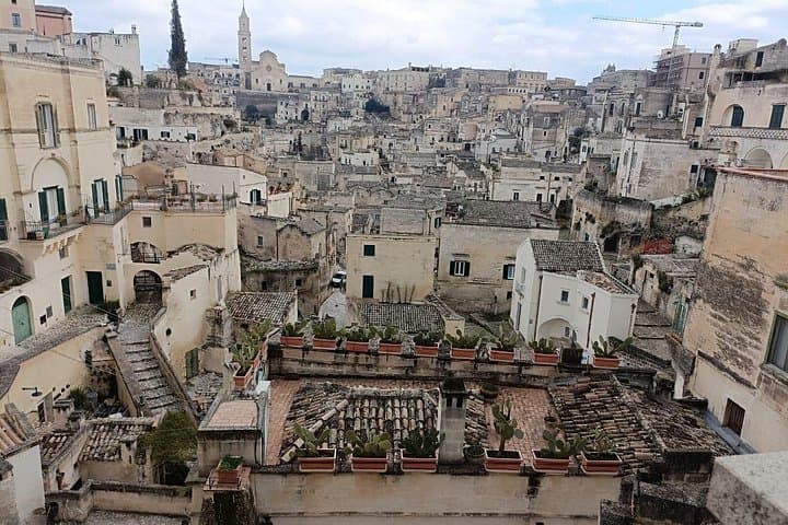 Tradition of Puglia : Altamura bread and stones of Matera da Bari