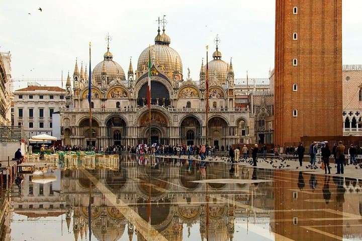 From Florence: Explore Venice on a Semi-Private Day Tour by Train