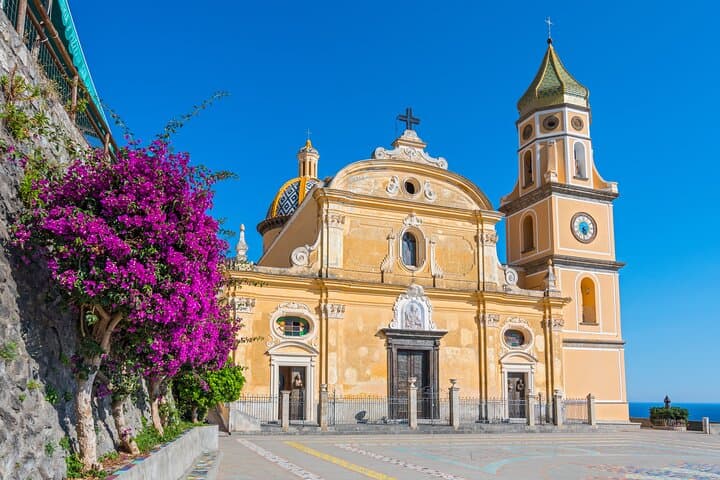 Private direct transfer from Naples to Praiano