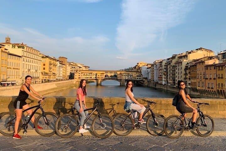 Florence 2 Hours Guided Sightseeing Bike Tour