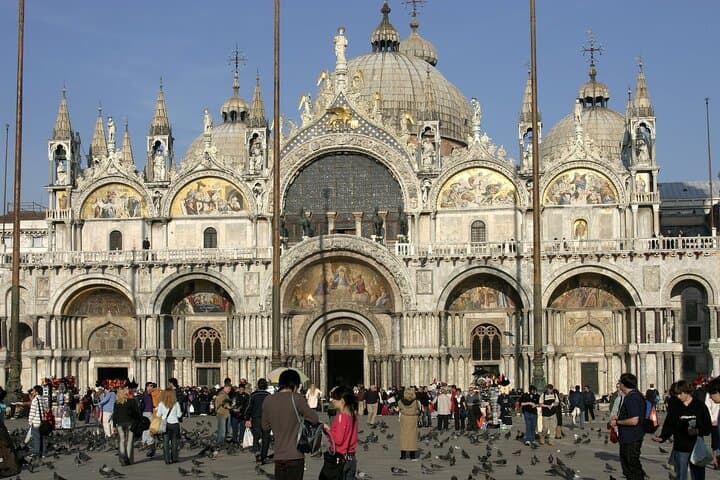 From Florence: Explore Venice on a Semi-Private Day Tour by Train